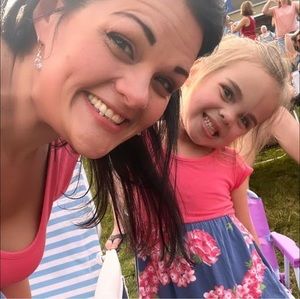 Meet your Posher, Carolyn